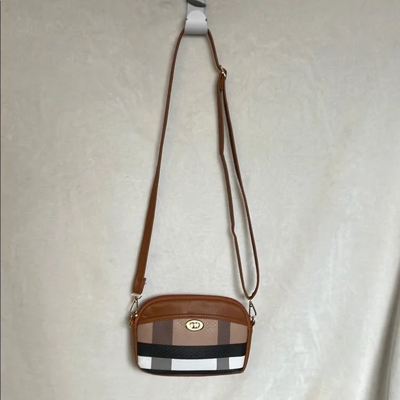 White and Tan Crossbody Bag with Adjustable Strap - Picture 2 of 8